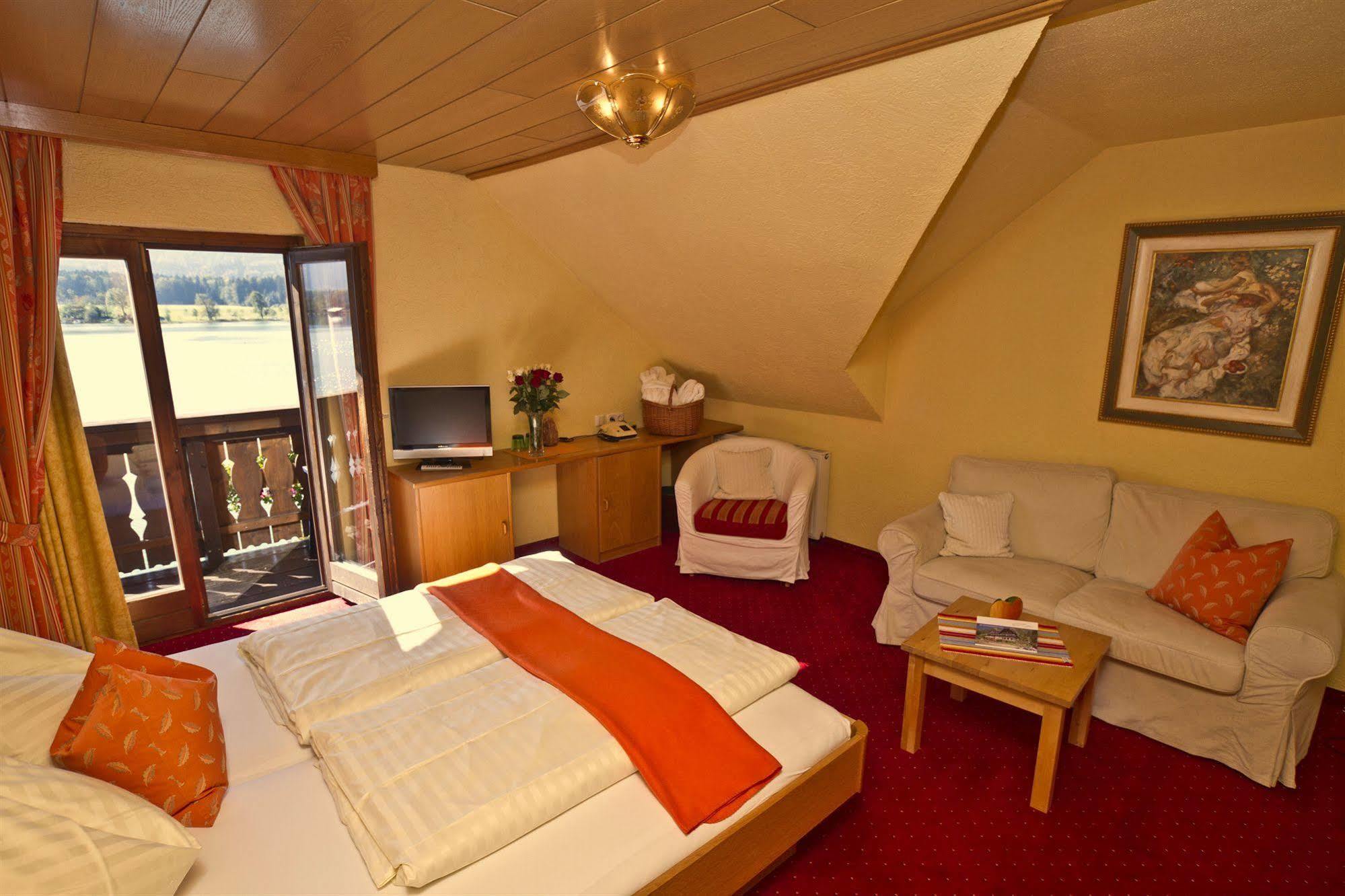 Hotel Seehang Garni Sankt Wolfgang im Salzkammergut Экстерьер фото